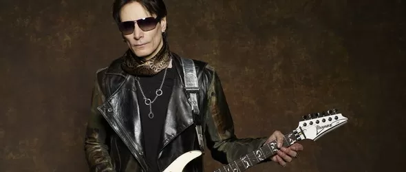 Поговори си със Стив Вай!