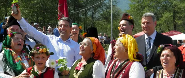 30 000 аплодираха участниците в събора Пирин пее