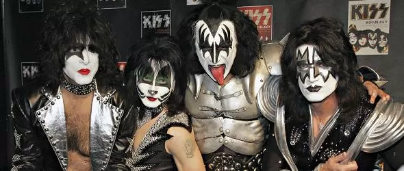KISS се стремяли да са като англичаните