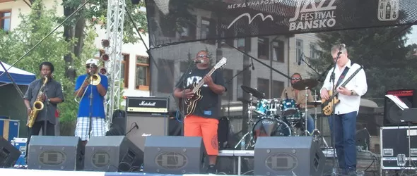 Соло на бузи вместо ударни в поредния концерт на Банско Джаз Фест