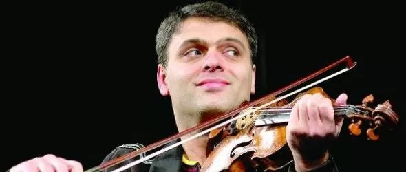 Васко Василев ще свири с Чамбао в България