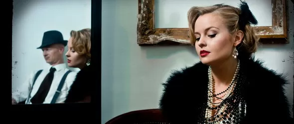 Винтидж треска с електро суинг сензацията Swing Republic