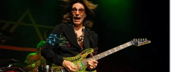 Виж кой спечели билети за концерта на Стив Вай