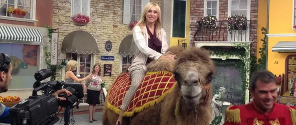 Кристина Димитрова яхна камилата на цирка