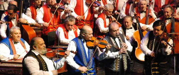 Спечели безплатен пропуск за 100-те цигулки в София!