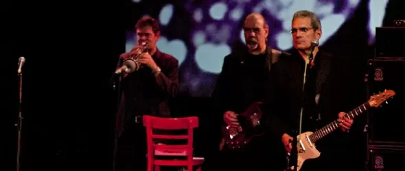 За струни, луна и кутия. За Tuxedomoon