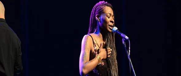 Конча Буйка. Глас, глас и само глас