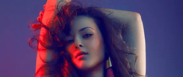 Криста и Спенс със Силна любов