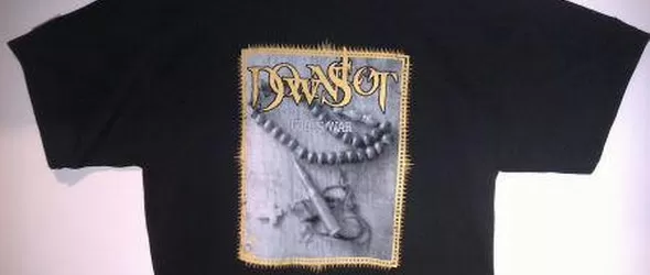 Спечели уникална тениска на Downslot!