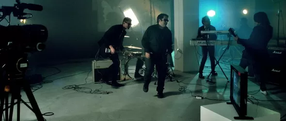 Gravity Co. делукс. Групата представя клипа към Jack In The Box