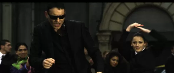 Краси Аврамов с ново парче и ефектен клип