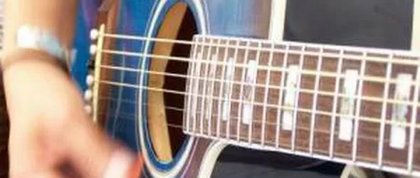 Бончо Гроздев и Горещ пясък на една сцена в Морското казино