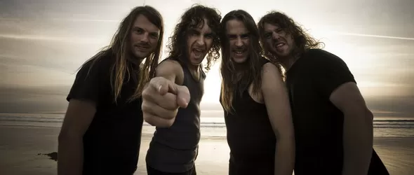 Заразителен рок от Австралия. Бау!