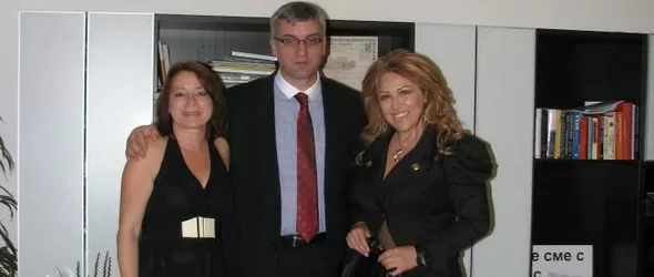 Рени специален гост в посолството ни в Израел