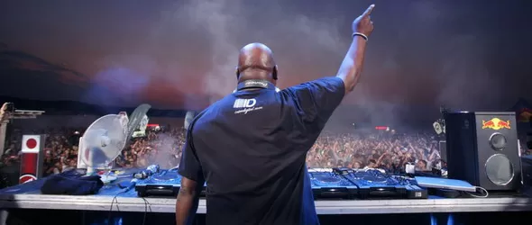 В правилната посока с Carl Cox, грандът се завръща с 4-часов сет