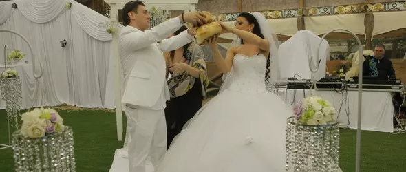 Емануела каза Да в Къртицата