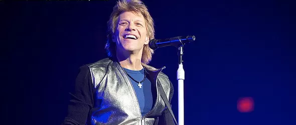 Еко бекстейдж, силно кафе и български вестници за Bon Jovi