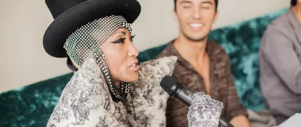 Танци, музика, живопис, графики, кино и литература от Южна Корея