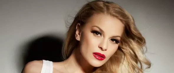 ДесиСлава влиза в Къртицата