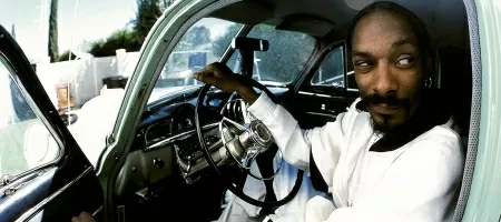 Снууп Дог и Дейвид Бекъм пускат собствена марка пантофи