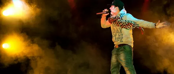 Румънеца и Енчев представят руския рапър Влади Шаган