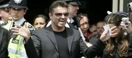 Джордж Майкъл уволни мениджъра си