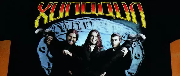 Спечели уникална тениска на Хиподил