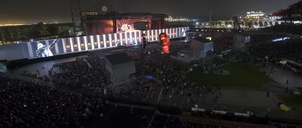 Спектакълът на Роджър Уотърс The Wall само за 30 лева!