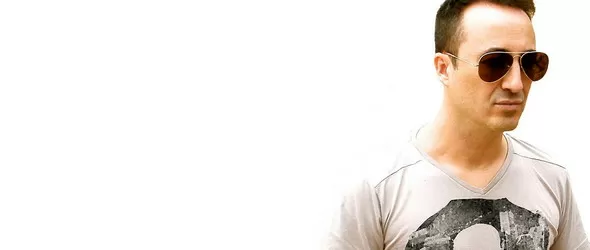 D-Formation цикли в клуб Mania