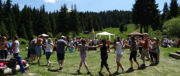 Фолклорни песни и танци на Витошки ливади