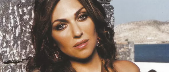 Фенове на среща с Кети Гарби преди концерта ѝ във Варна