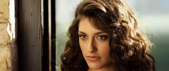 Mor Karbasi: приказки за страстта