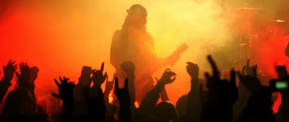 Време да гориш с Iced Earth