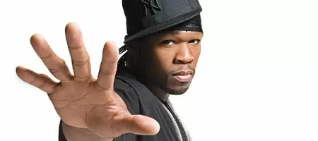 Фифти Сент плаща обезщетение