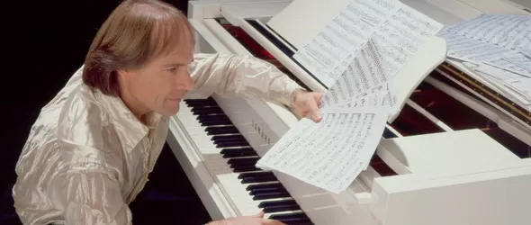 Ричард Клайдерман ще гостува във Велико Търново