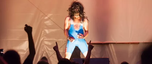 Откраднаха китарата на Жоро Фотото след бандитски екшън