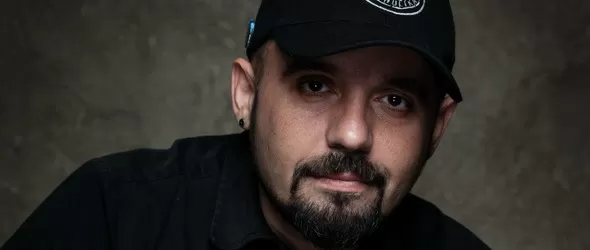 Дичо пее зад решетките във Варна