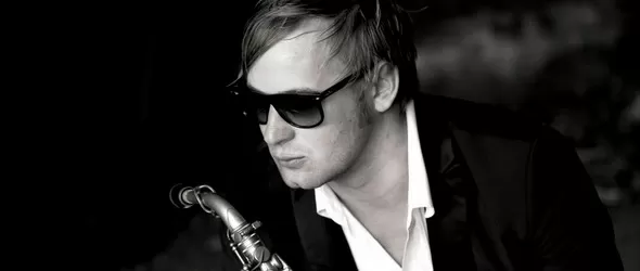 Спечели безплатен пропуск за партито на Max The Sax