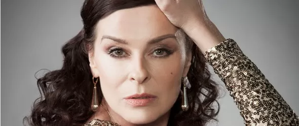 Два часа хитове от Лиса Стенсфийлд в неделя