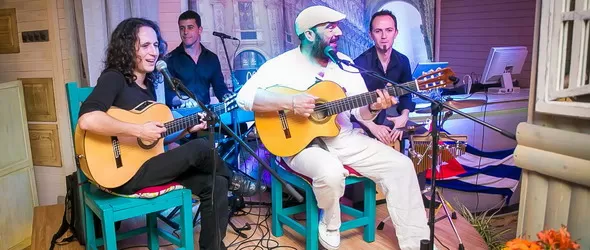 Banda Del Padre и морски нимфи откриха La Cubanita En El Mar