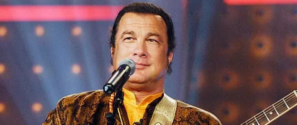 Стивън Сегал пристига със сина на Мъди Уотърс за концерта у нас