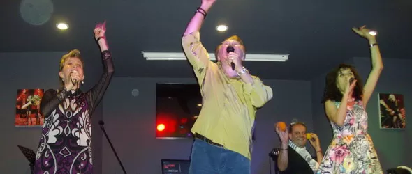 Снежка от Трик с бутикови обеци за ЧРД от Васил Найденов