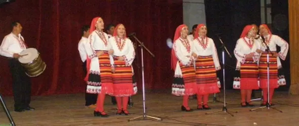 Виртуози на народните инструменти се събират в Приморско