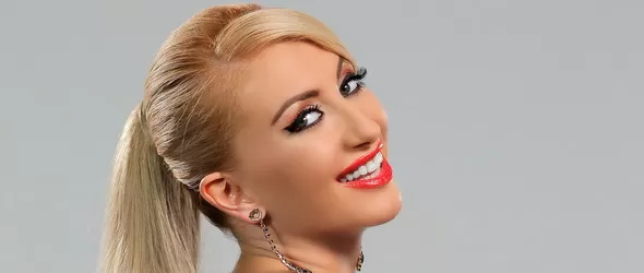 Славена – единствената българка на Фолк фест Роса