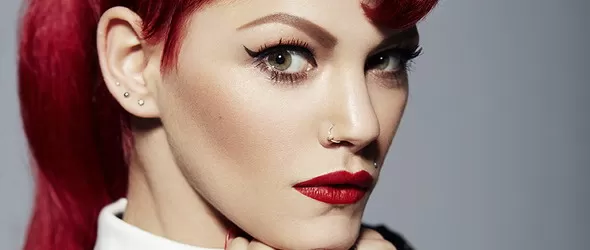 Жана Бергендорф се присъединява към коледния рок концерт на D2