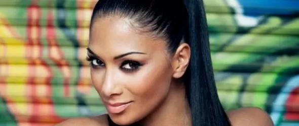 Най-сексапилната жена на 2014 е Никол Шерцингър