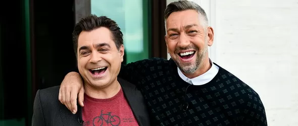 Дует Авеню представя нов сингъл на сцената на X Factor