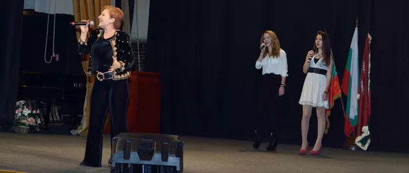 Мая Нешкова пя на тайни агенти