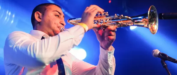 Победителите от Гуча с концерт в Mixtape 5