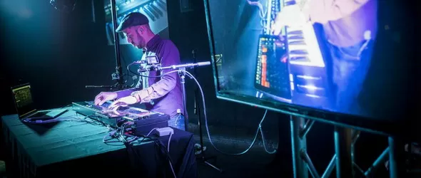 Международната Red Bull Music Academy отваря и в България